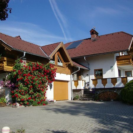 Apartment Haus Dengg Mauterndorf  Bagian luar foto